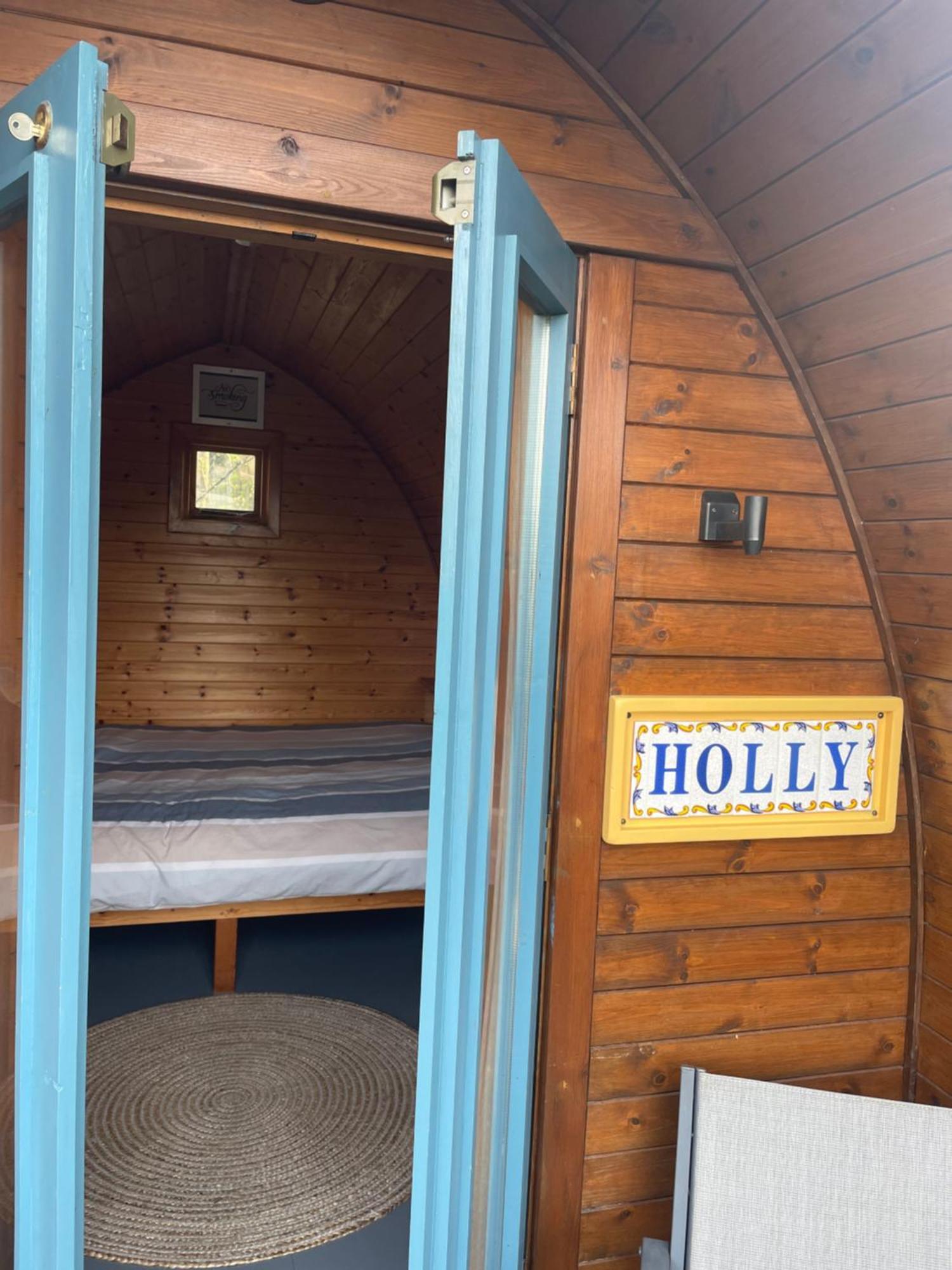 Glamping In The 2Nd Field Hotel Aughrim Exterior foto